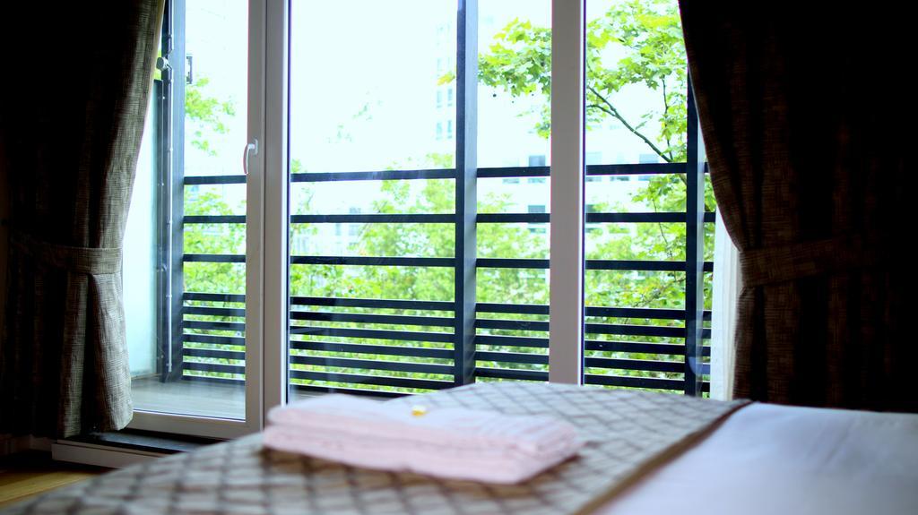 Residence Regent 55 บรัสเซลส์ ภายนอก รูปภาพ